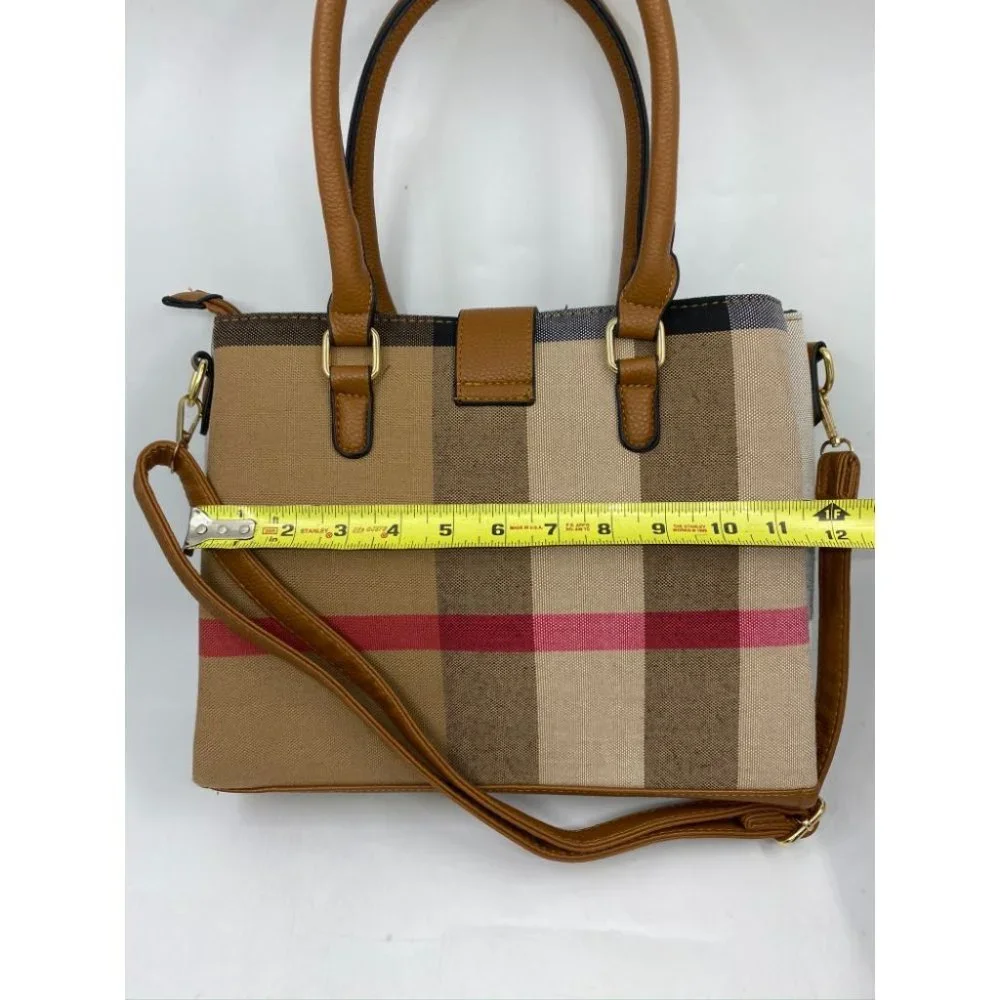 NWT! ClosetsNYC Large Plaid Tote Crossbody Bag - Picture 4 of 9